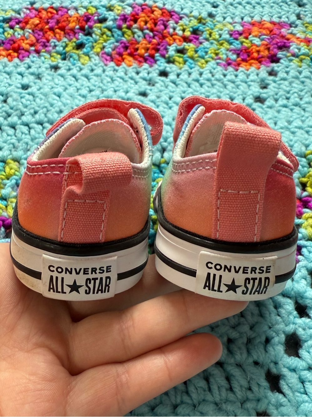 Baby Rainbow Converse - Picture 4 of 12